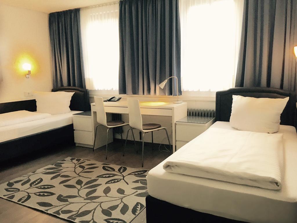 Hotel Waldhorn Stuttgart Værelse billede